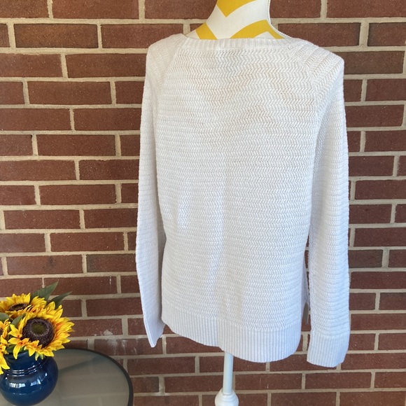 LOFT  White Sweater - Picture 6 of 13